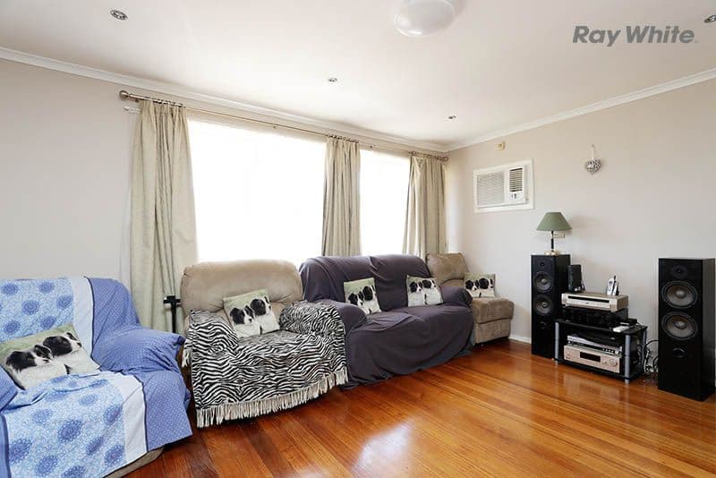 31 Kuringal Drive, Ferny Hills QLD 4055, Ferny Hills - Thumbnail 2