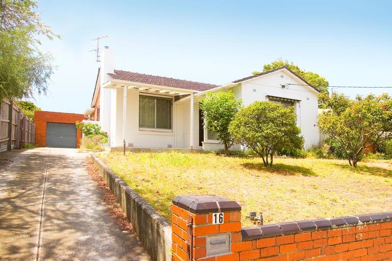 16 Swyer Street, HAMPTON VIC 3188, Hampton - Image 1