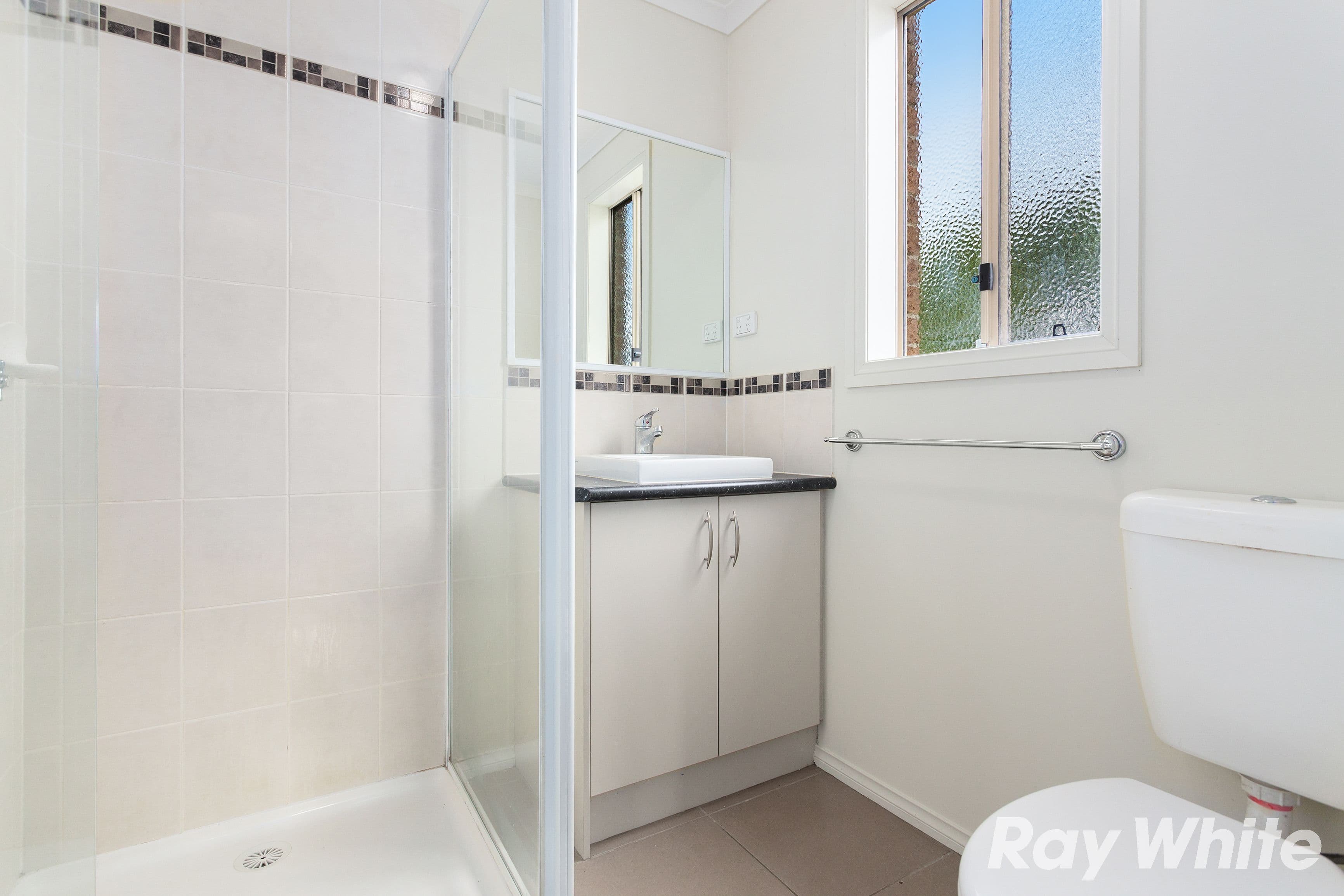 11 Jordy Place, Brown Hill, Brown Hill - Thumbnail 4