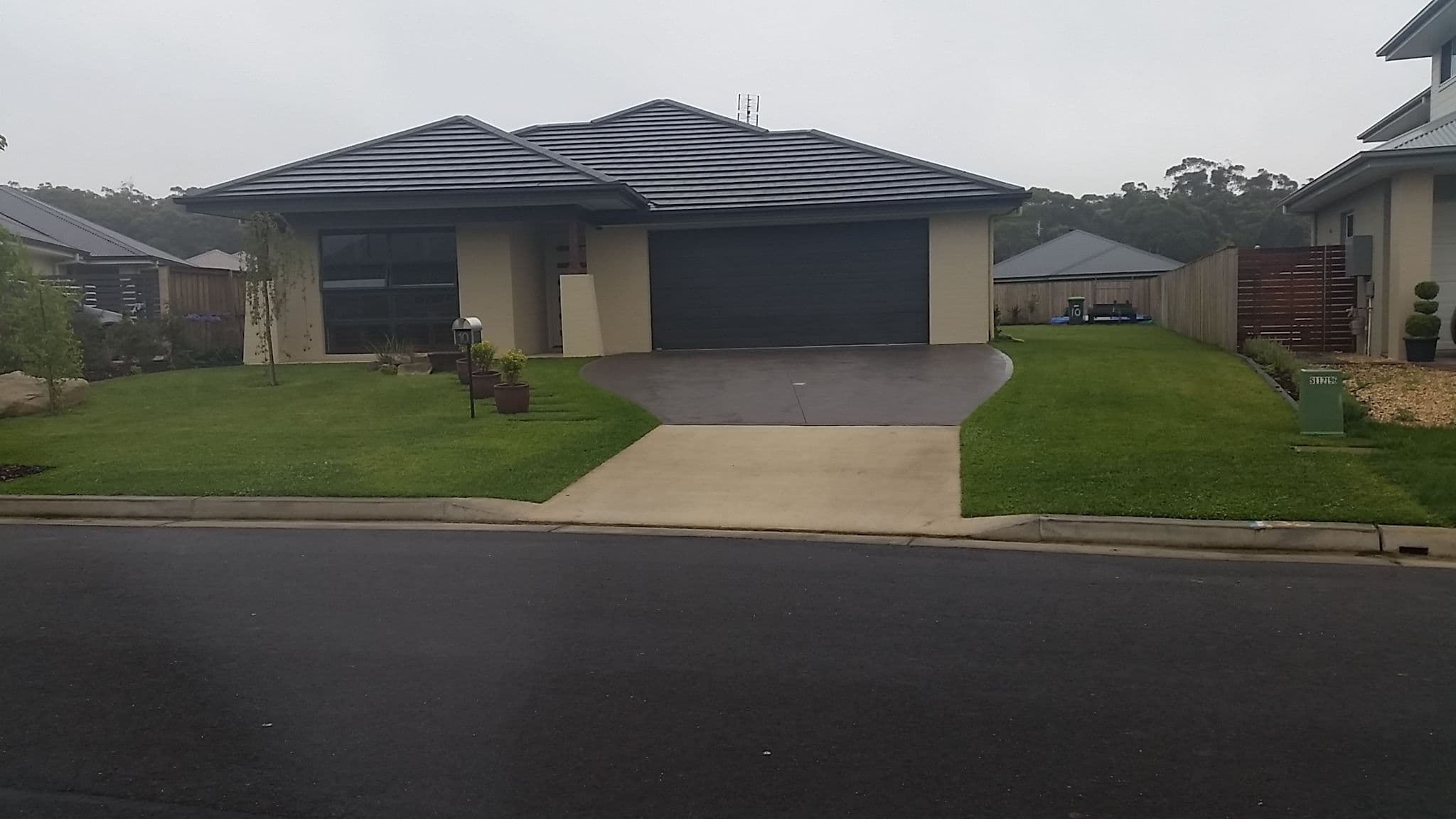 10 DE lauret Street, Mittagong NSW 2575, Mittagong - Thumbnail 2