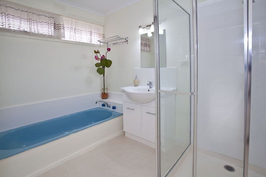 40 Darnley Grove, WHEELERS HILL VIC 3150, Wheelers Hill - Thumbnail 7