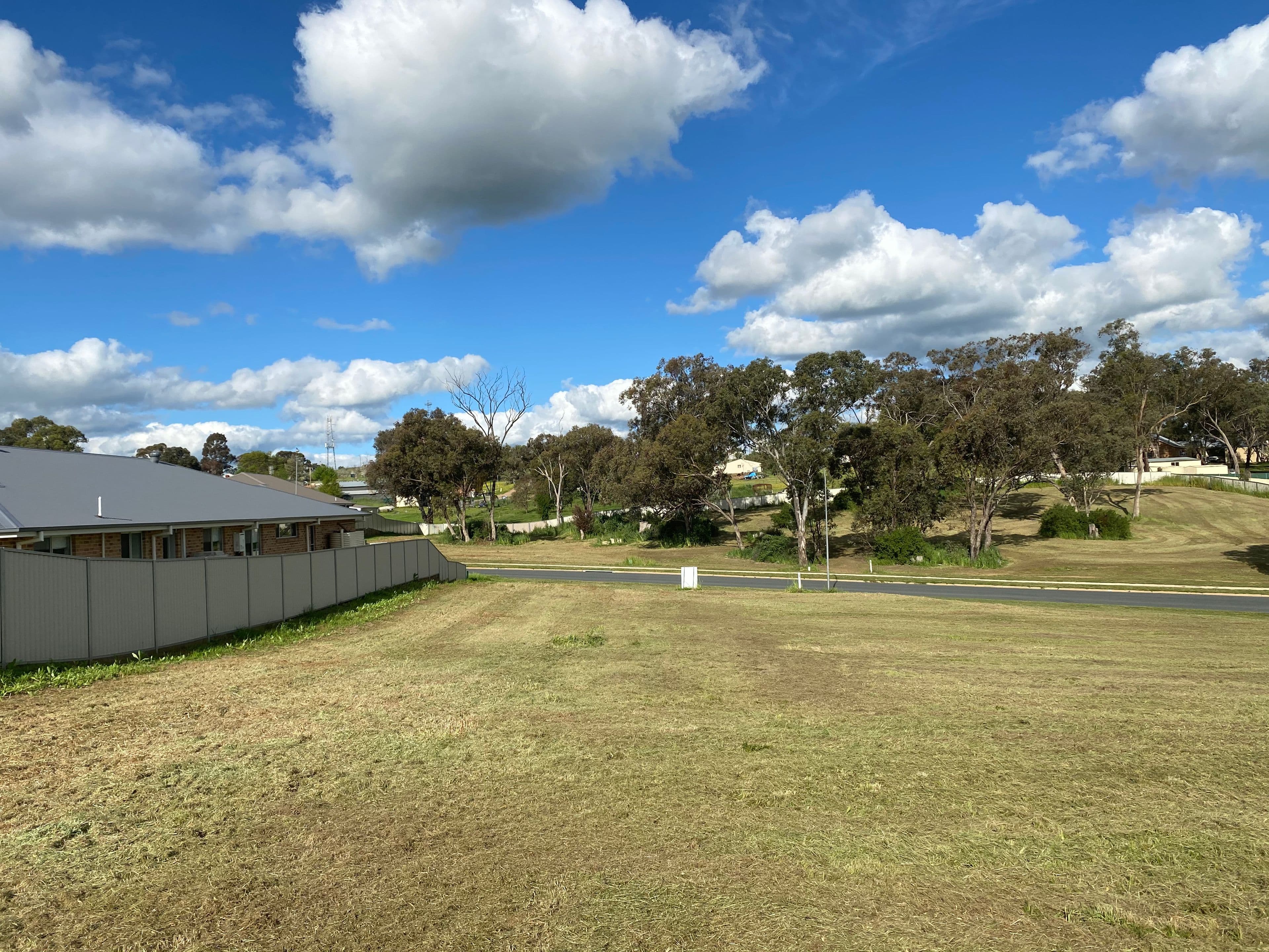 6 Giugni Place, Young NSW 2594, Young - Thumbnail 3