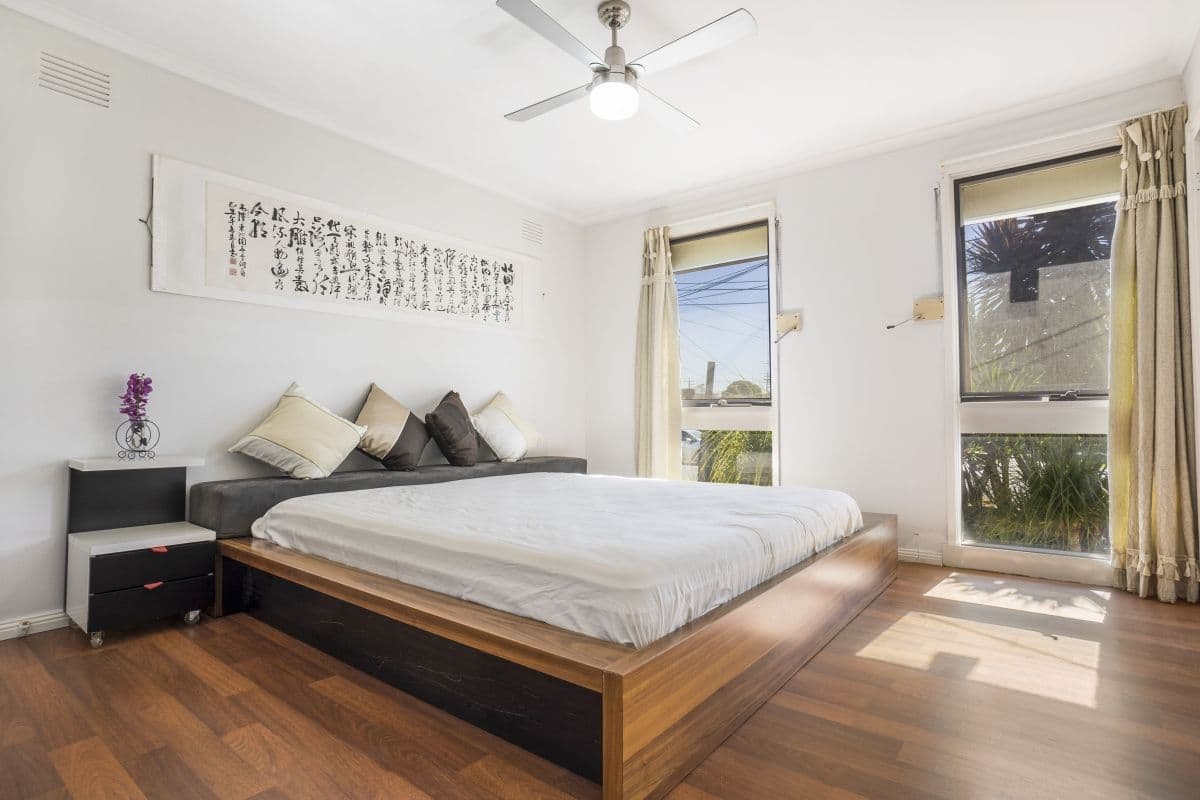 15 Lansell Road, Wyndham Vale VIC 3024, Wyndham Vale - Thumbnail 4