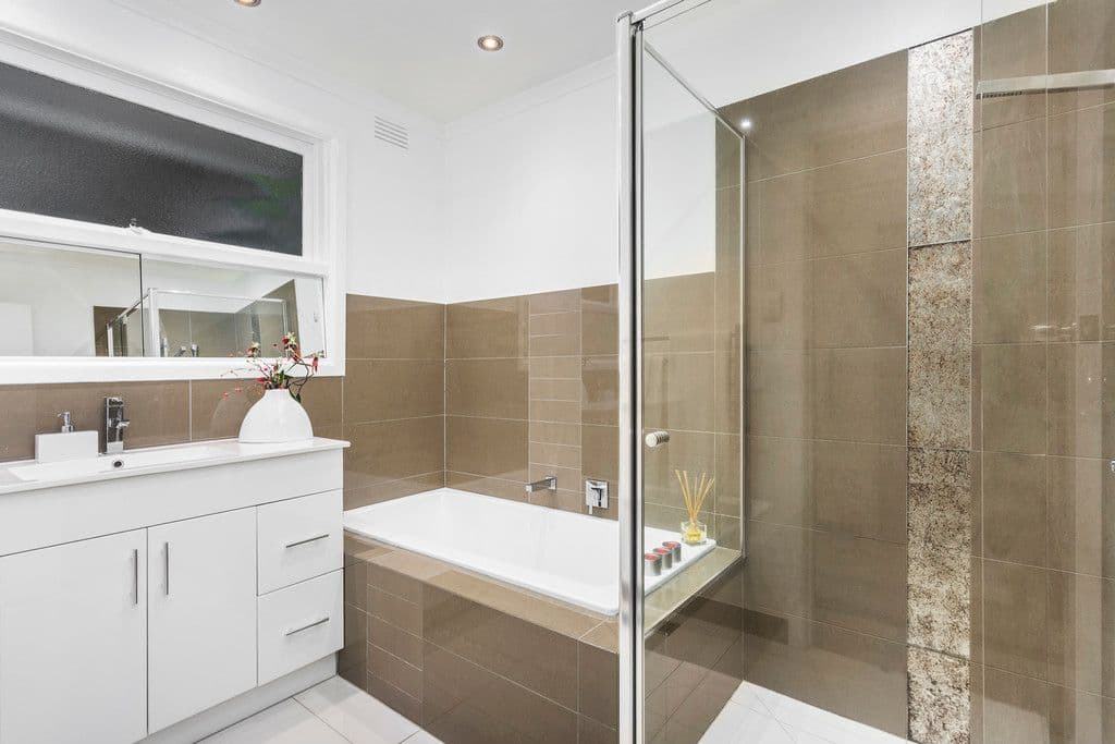 22 Menarra Street, Doncaster VIC 3108, Doncaster - Thumbnail 4
