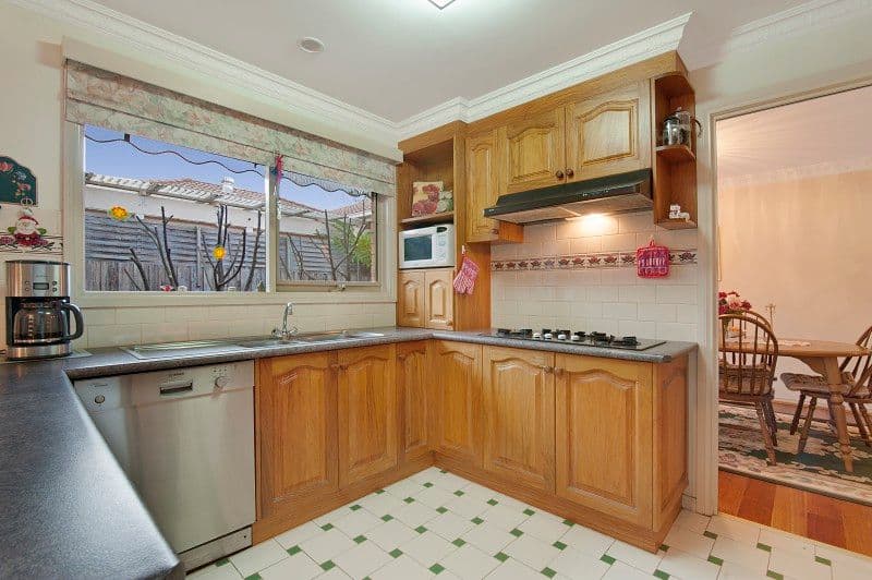 4 Hickman Avenue, Aspendale Gardens VIC 3195, Aspendale Gardens - Thumbnail 4