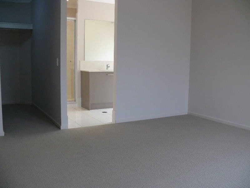 7 Hetchy Street, UPPER COOMERA QLD 4209, Upper Coomera - Thumbnail 5