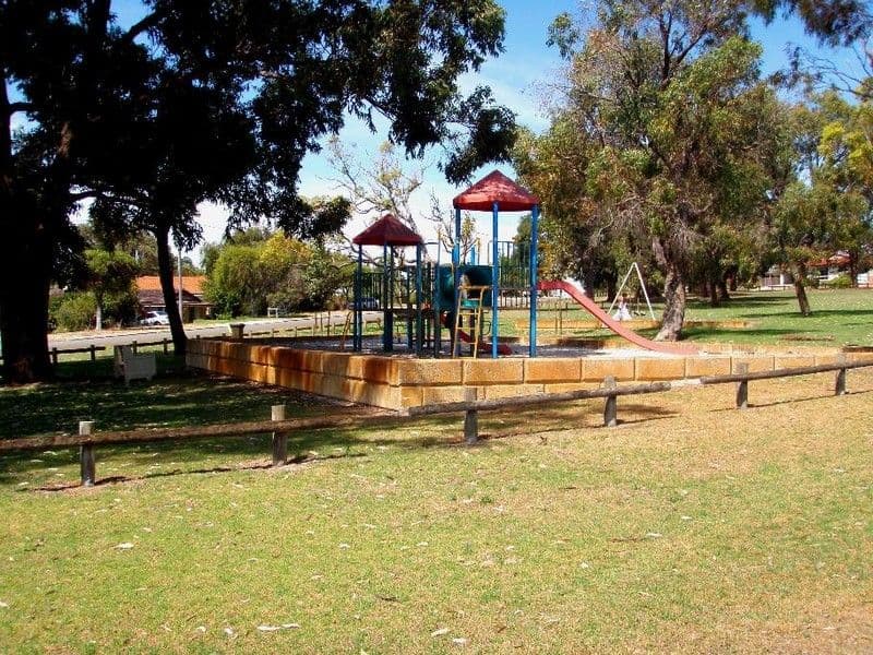 KARRINYUP WA 6018, Karrinyup - Thumbnail 2