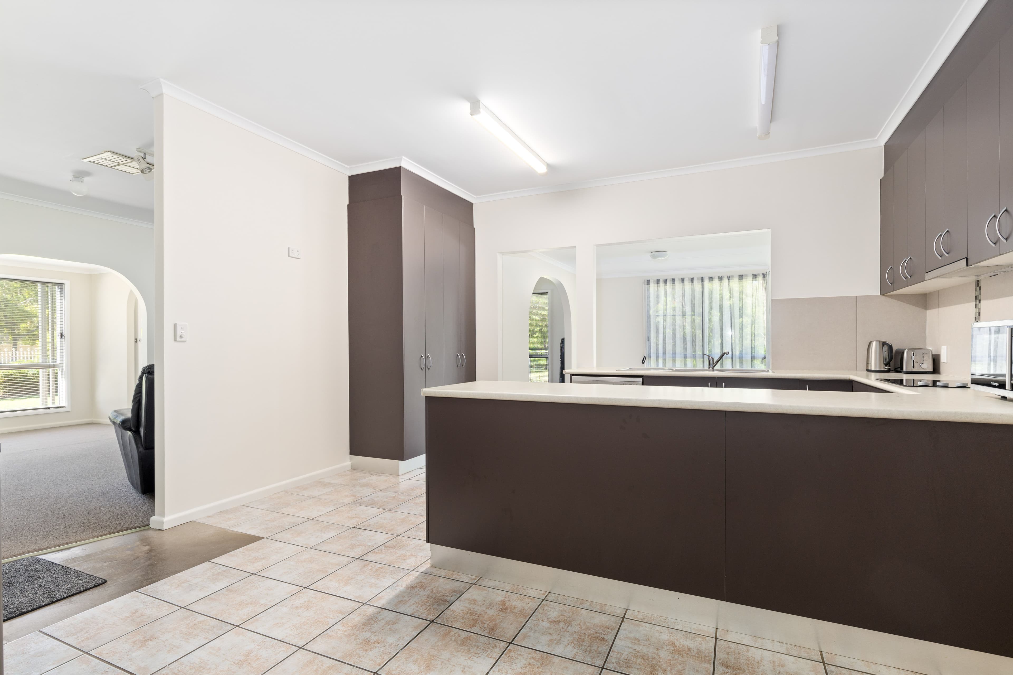 68 Campbell Street, Emerald QLD 4720, Emerald - Thumbnail 7