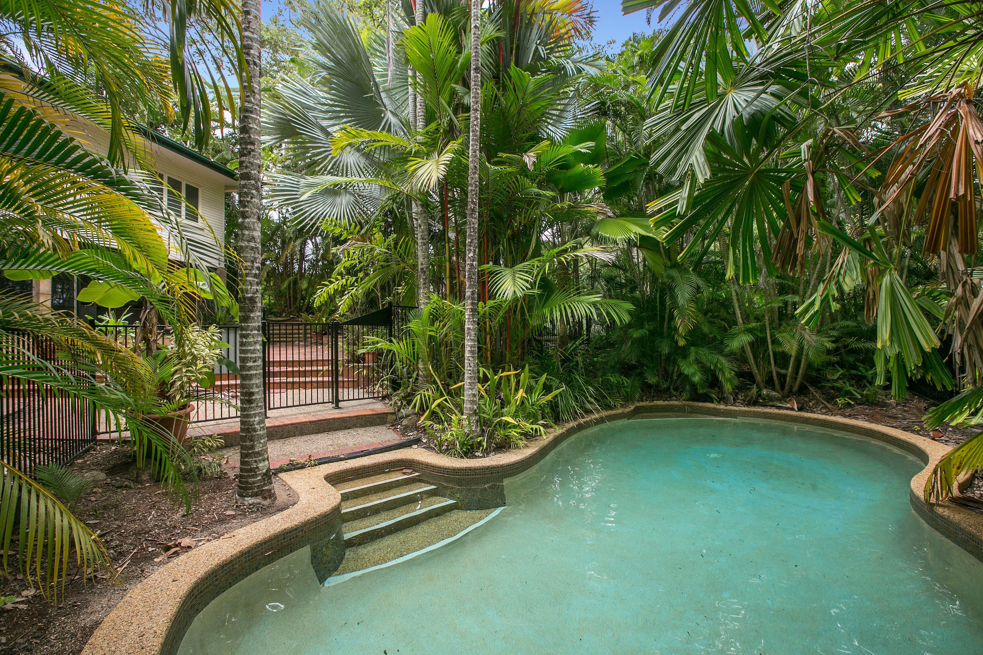 33 Moore Street, Trinity Beach QLD 4879, Trinity Beach - Image 1
