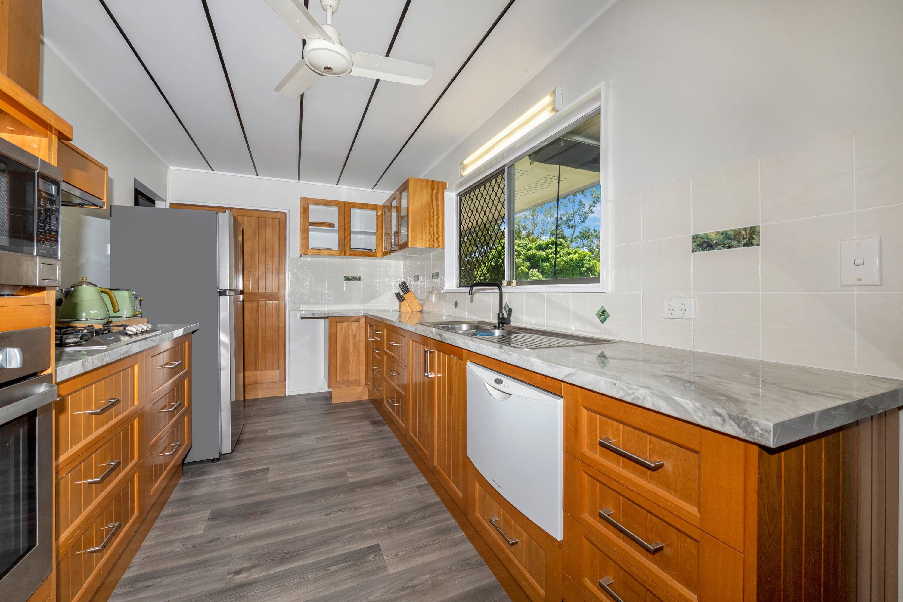 66 Peter Street, Kelso QLD 4815, Kelso - Thumbnail 3