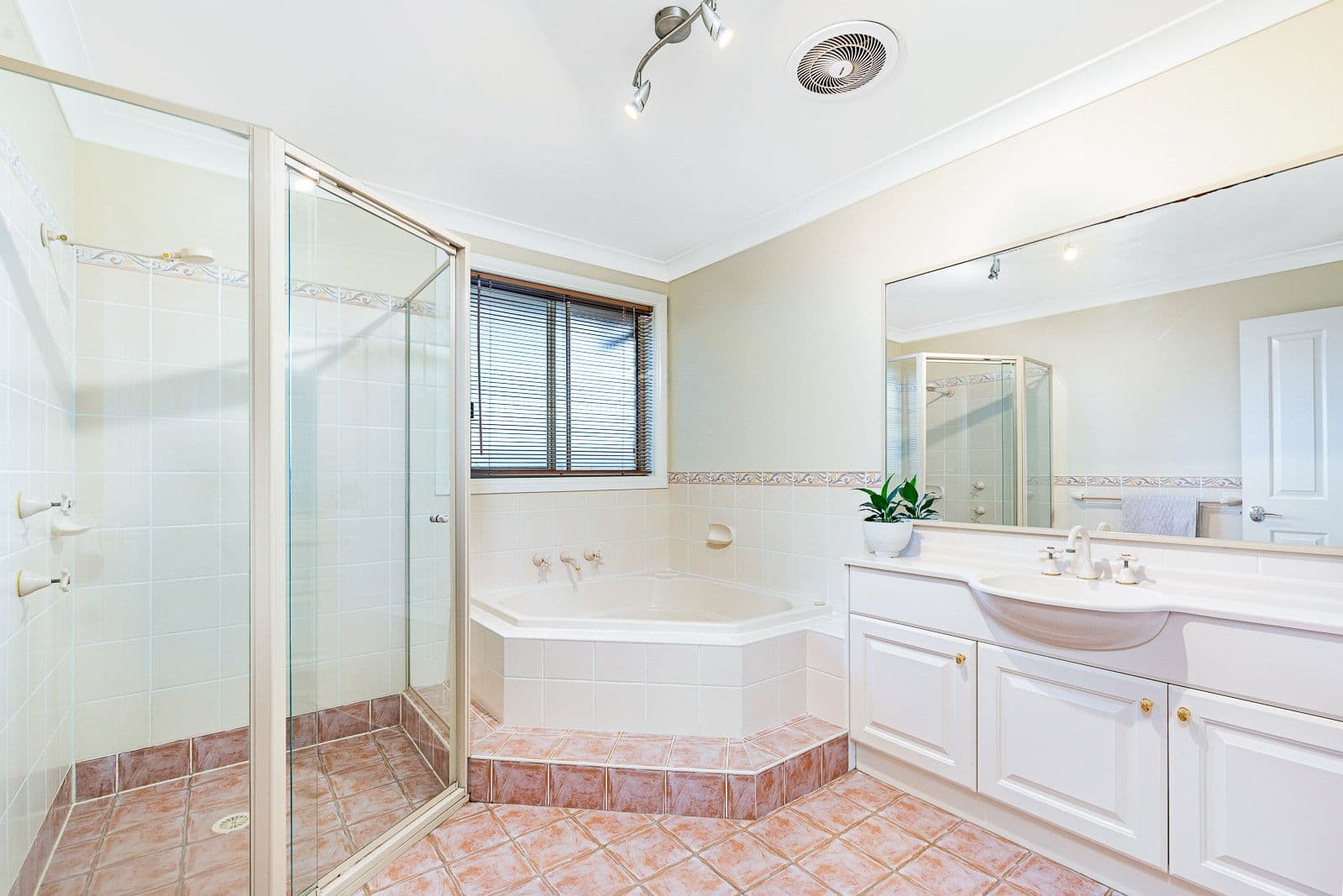 75 Rosebery Road, Kellyville NSW 2155, Kellyville - Thumbnail 8