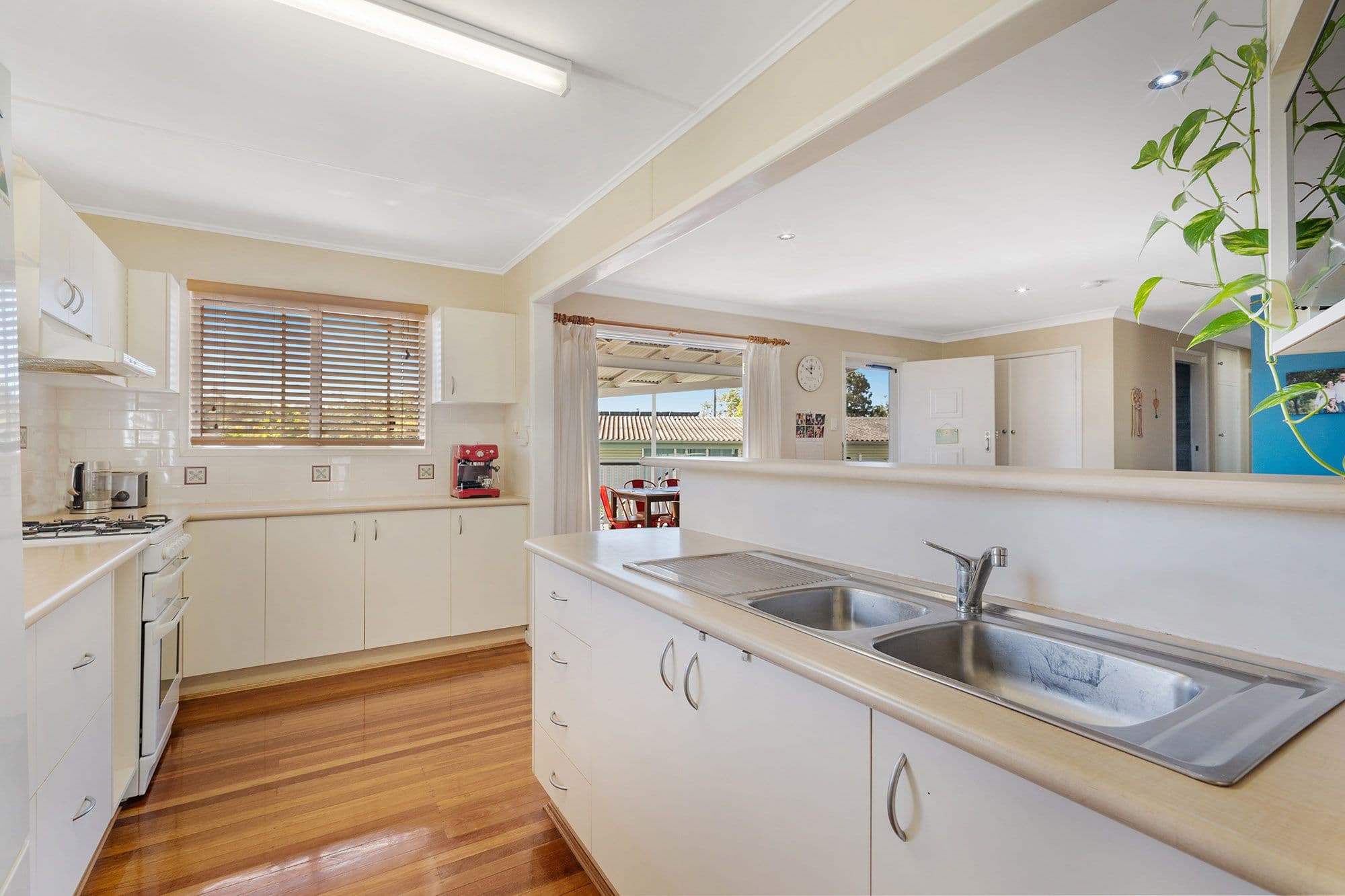 97 Clausen Street, Mount Gravatt East QLD 4122, Mount Gravatt East - Thumbnail 5