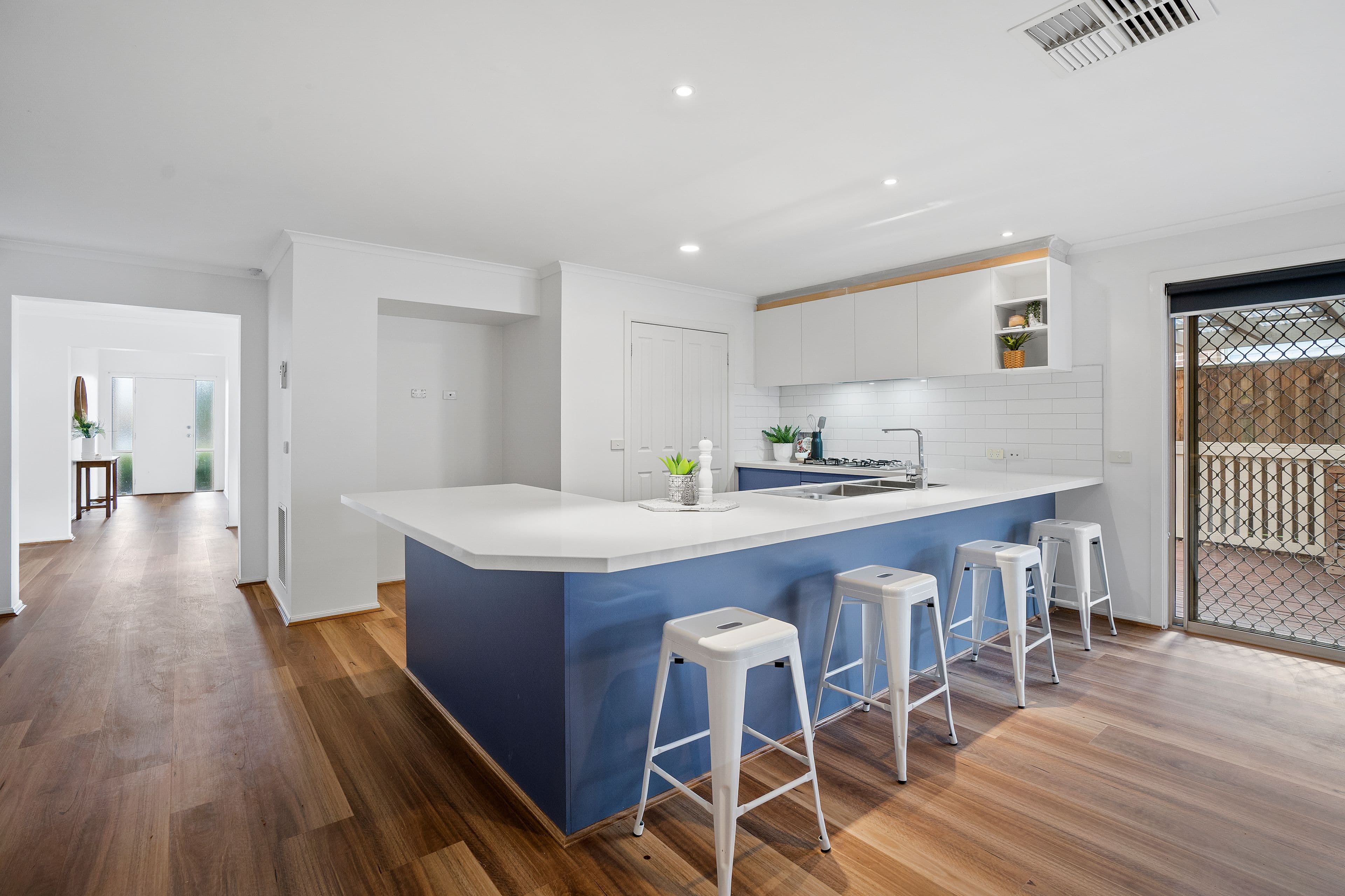 88 Jubilee Drive, Rowville VIC 3178, Rowville - Thumbnail 2