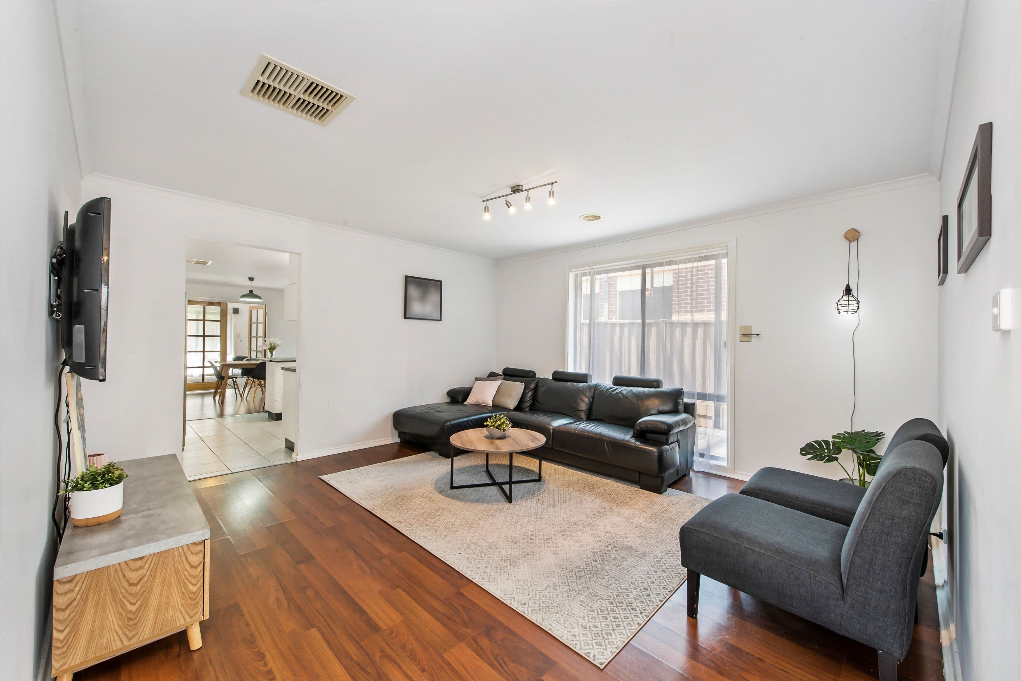 6 Durrol Way, Caroline Springs VIC 3023, Caroline Springs - Thumbnail 7