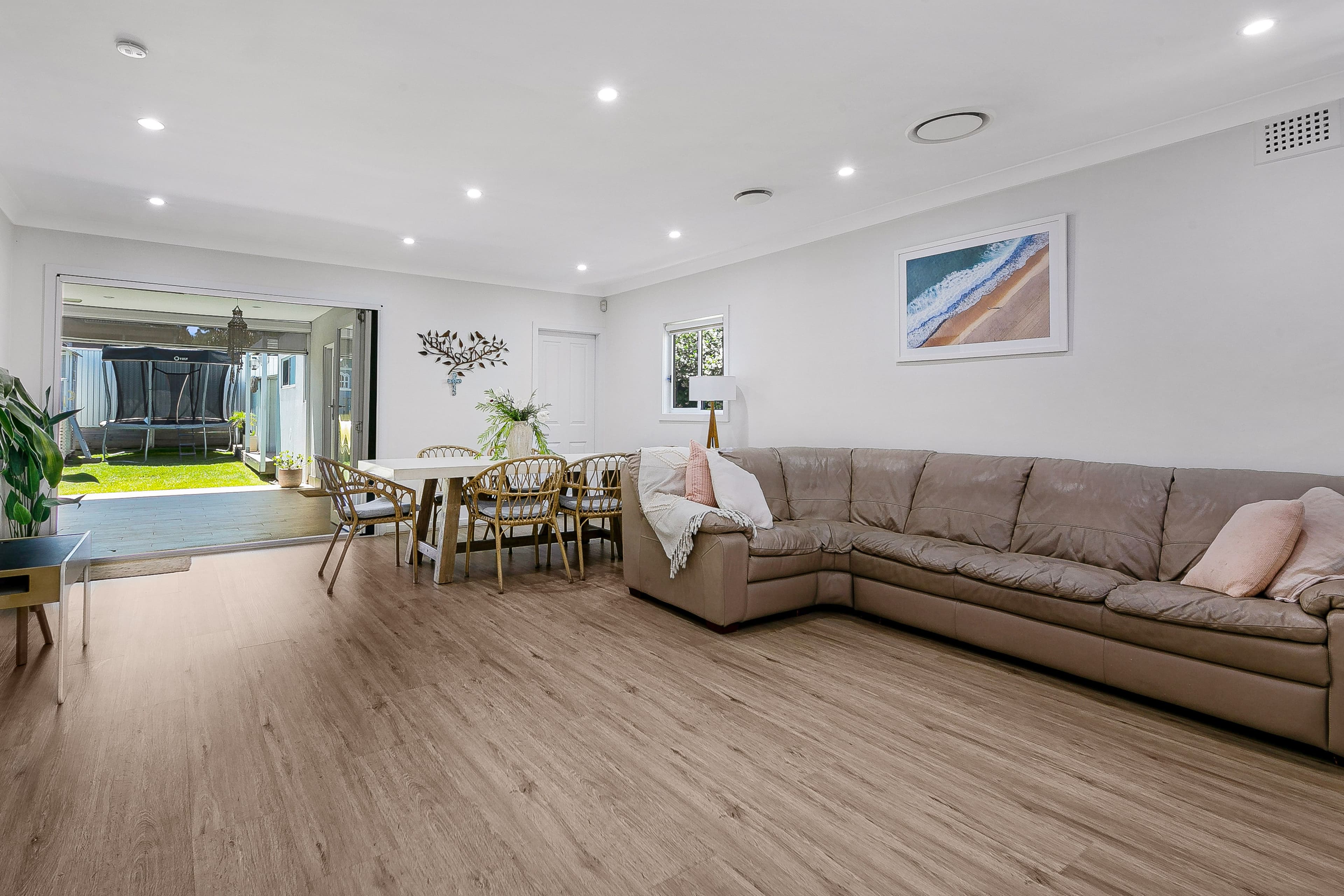 8 Bransgrove Road, Revesby NSW 2212, Revesby - Thumbnail 2