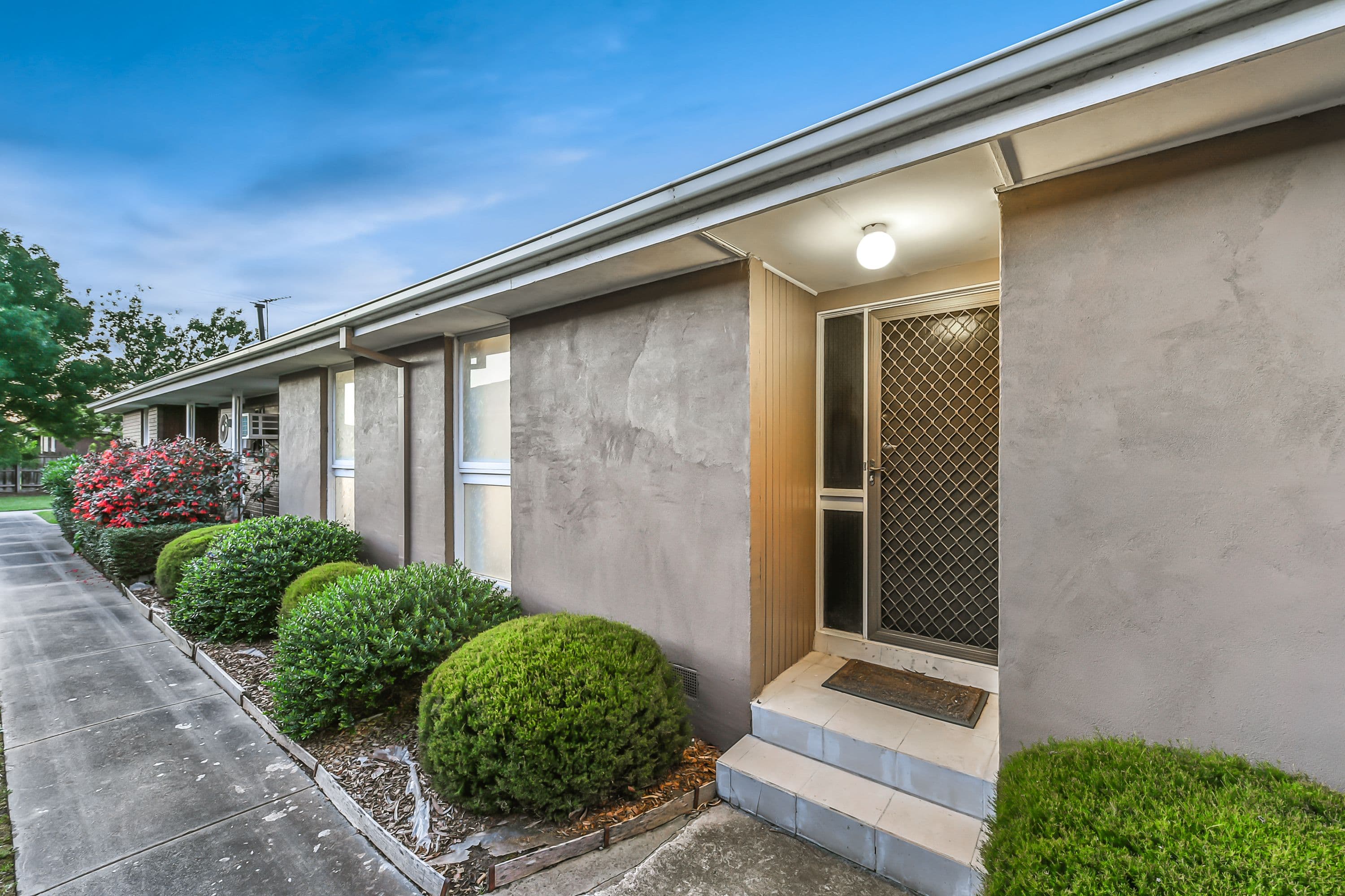 39 Milton Avenue, Clayton South VIC 3169, Clayton South - Thumbnail 2