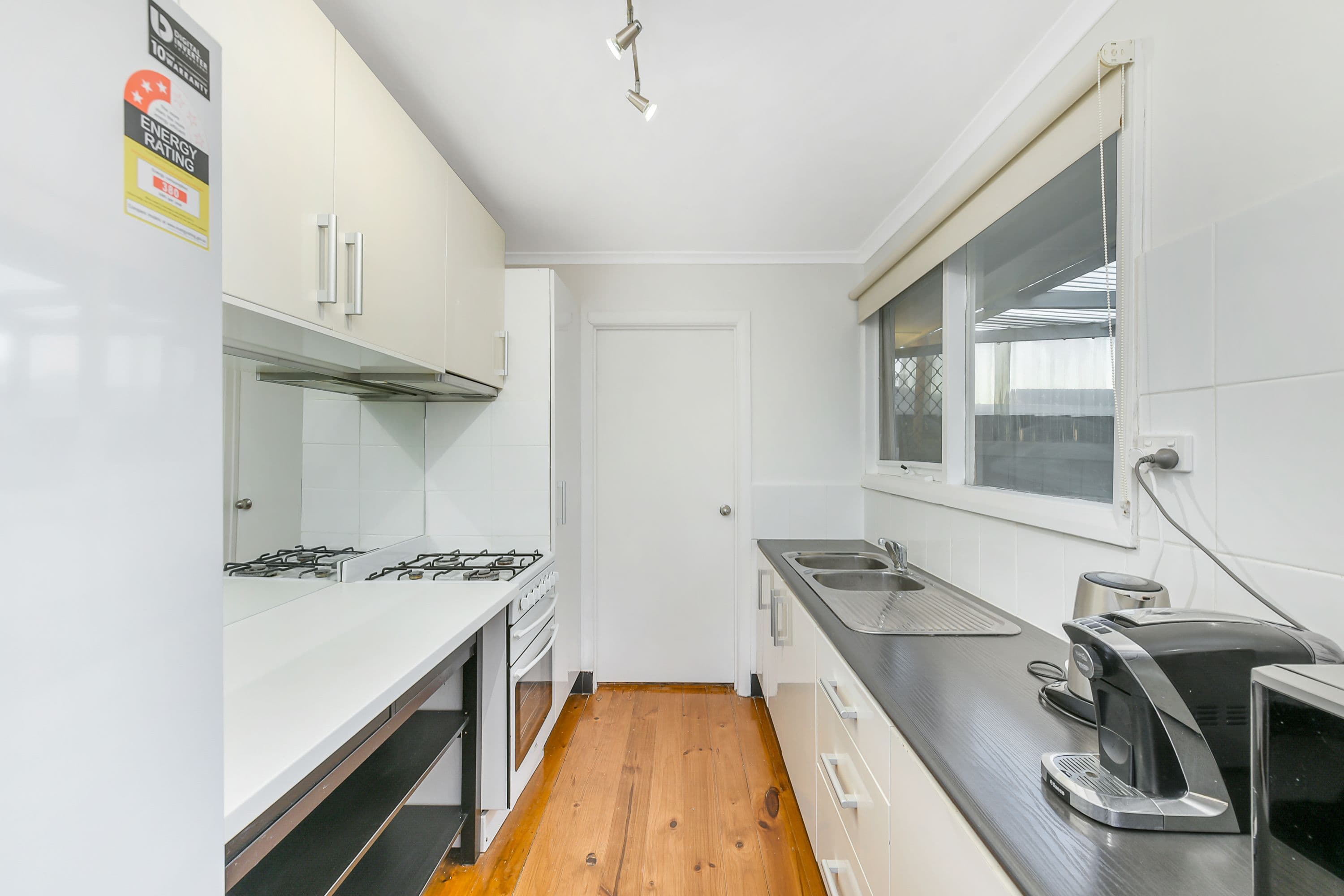 39 Milton Avenue, Clayton South VIC 3169, Clayton South - Thumbnail 5