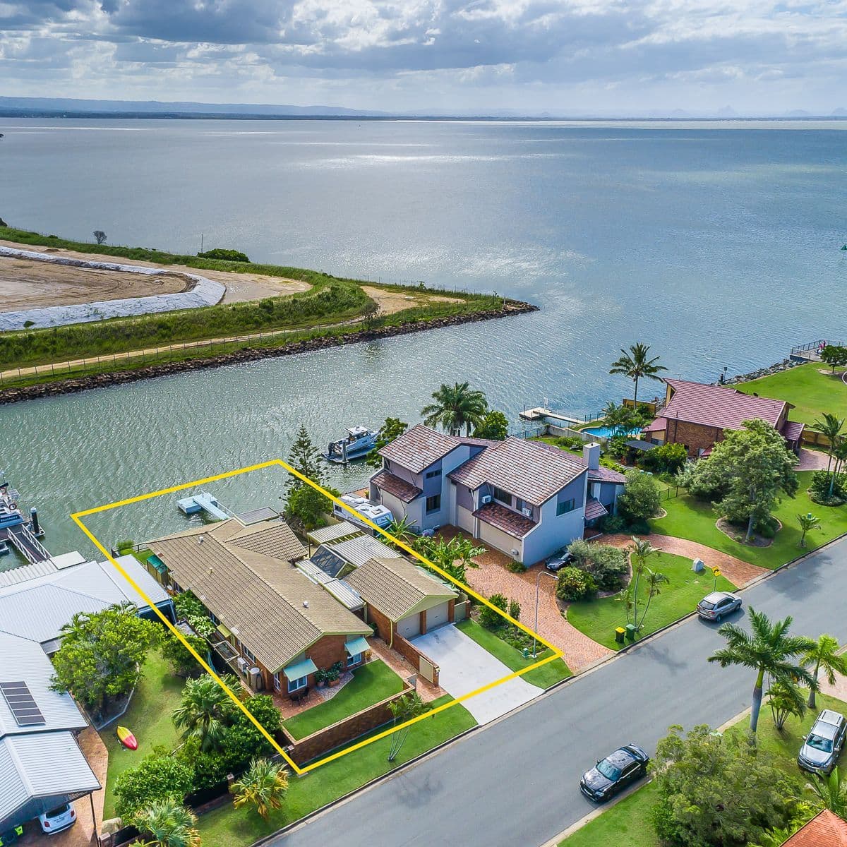 70 Southern Cross Drive, Newport QLD 4020, Newport - Thumbnail 2