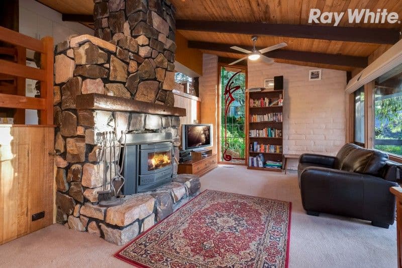 1 Vernon Street, Upper Ferntree Gully VIC 3156, Upper Ferntree Gully - Thumbnail 2