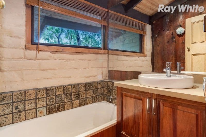 1 Vernon Street, Upper Ferntree Gully VIC 3156, Upper Ferntree Gully - Thumbnail 5