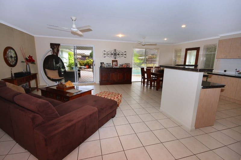 69 Sailfish Drive, MOUNTAIN CREEK QLD 4557, Mountain Creek - Thumbnail 2