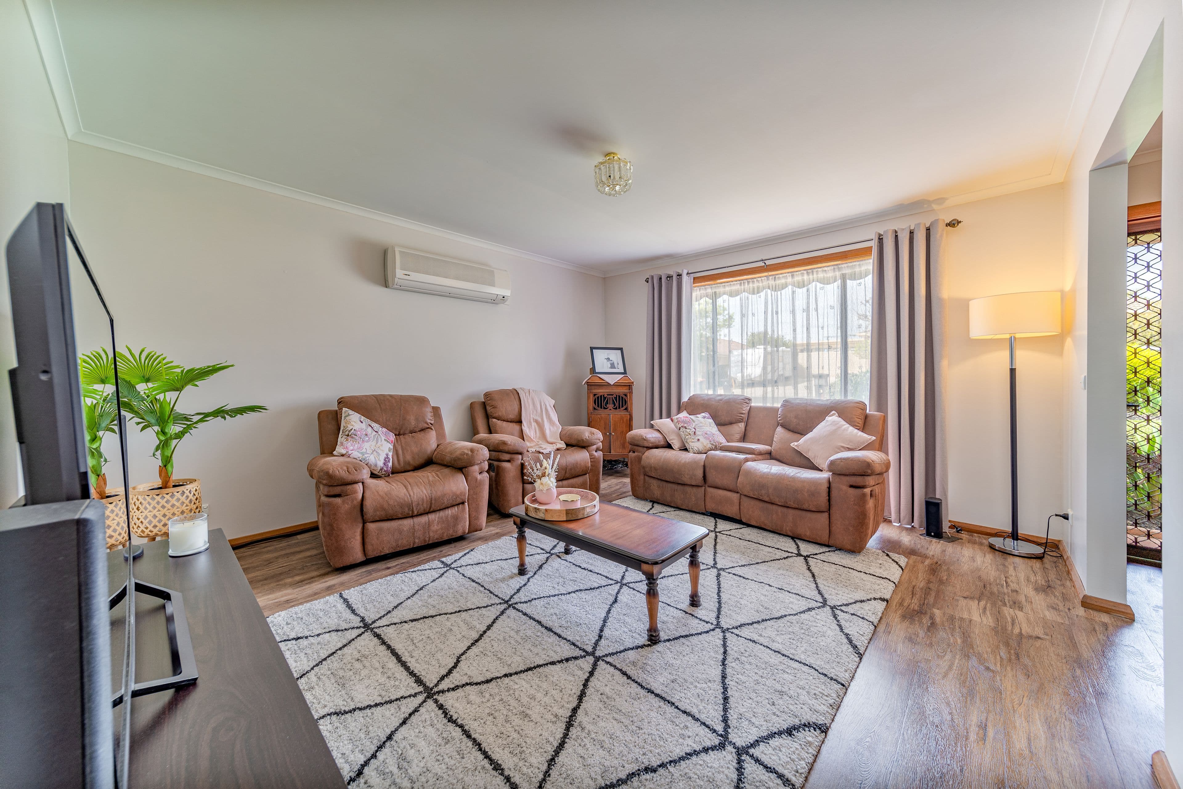 20 Howell Crescent, Kangaroo Flat VIC 3555, Kangaroo Flat - Thumbnail 4