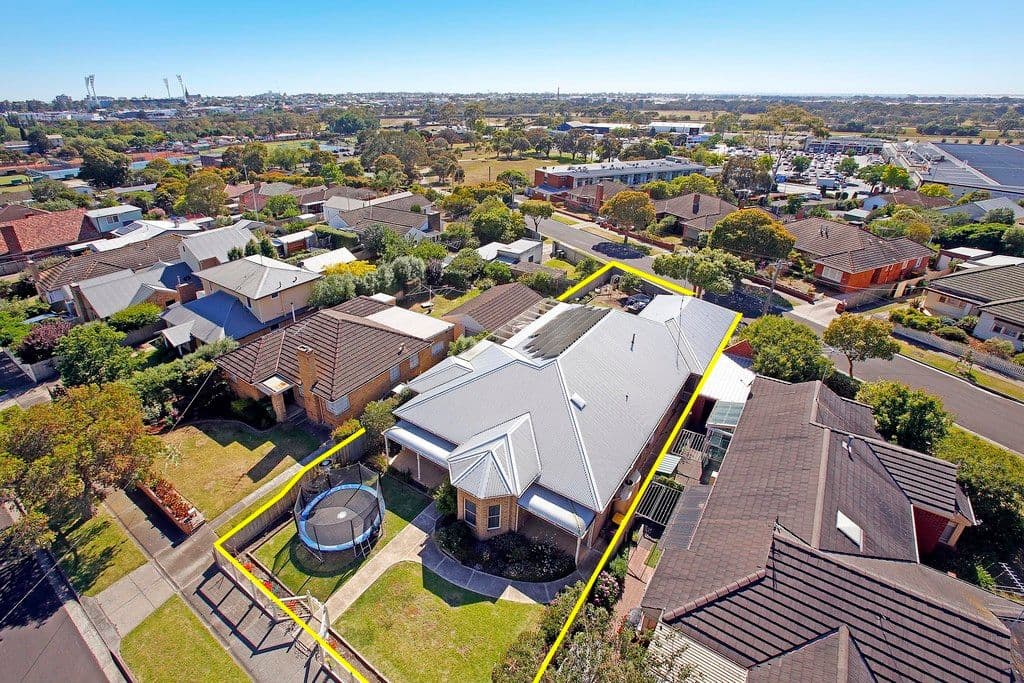 31 Kardinia Street, Belmont VIC 3216, Belmont - Thumbnail 2