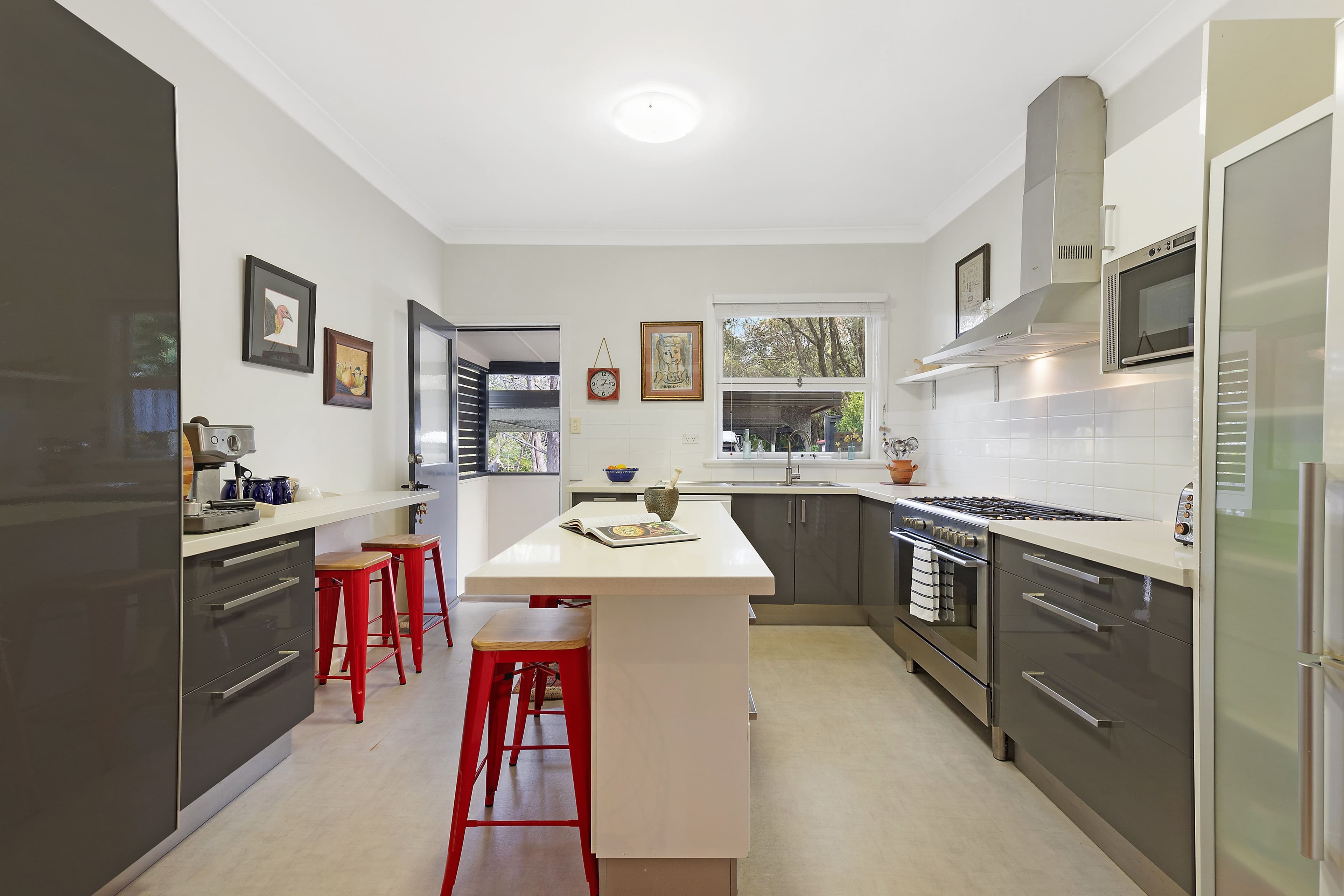 1 May Street, Turramurra NSW 2074, Turramurra - Thumbnail 2