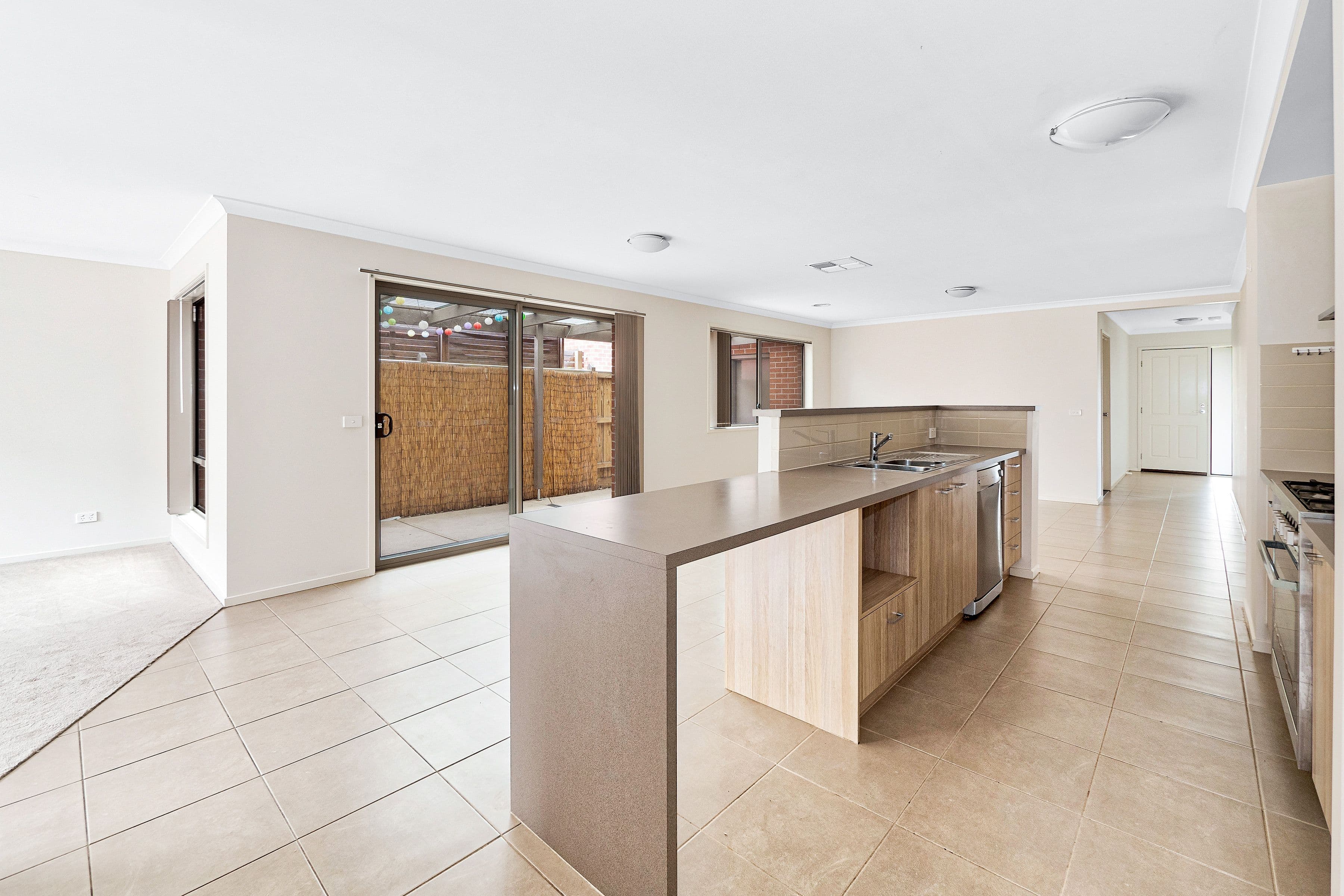 51 Morningside Boulevard, Cranbourne West VIC 3977, Cranbourne West - Thumbnail 4