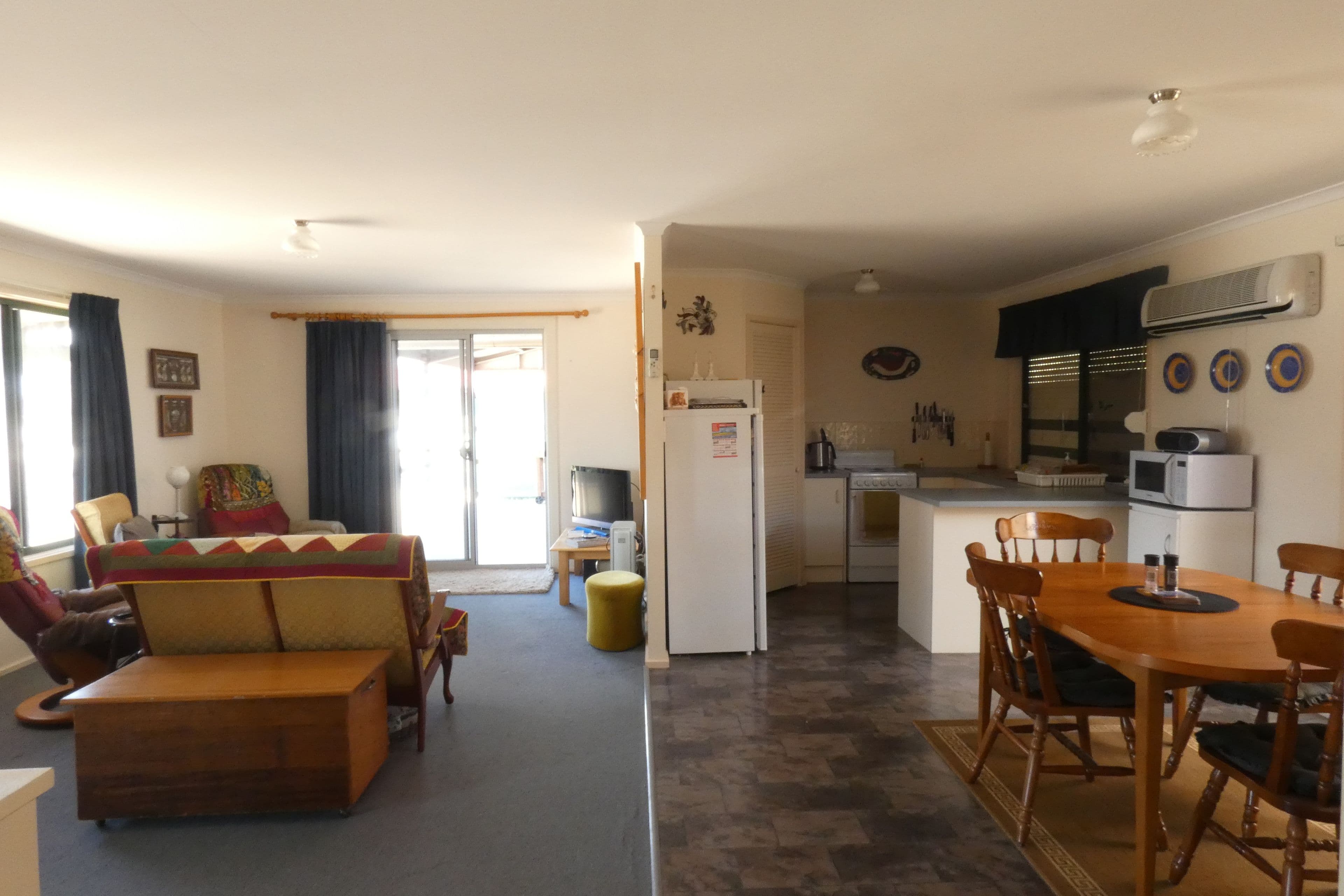 10 Murdoch Crescent, Point Turton SA 5575, Point Turton - Thumbnail 3