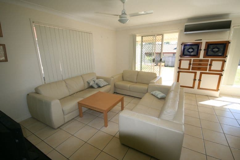 13 Murrayfield Place, MERRIMAC QLD 4226, Merrimac - Thumbnail 3