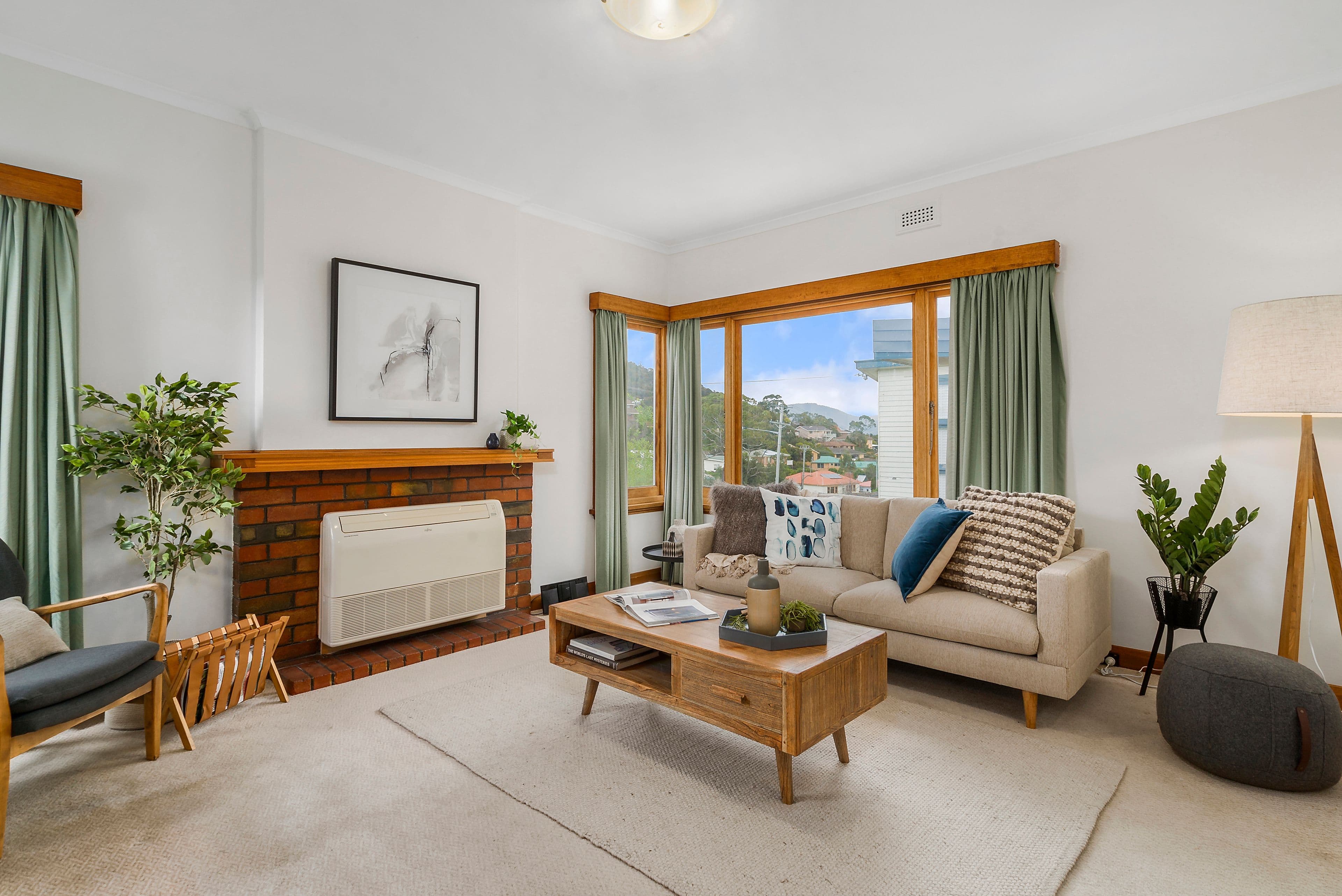 83 Gordons Hill Road, Lindisfarne TAS 7015, Lindisfarne - Image 1