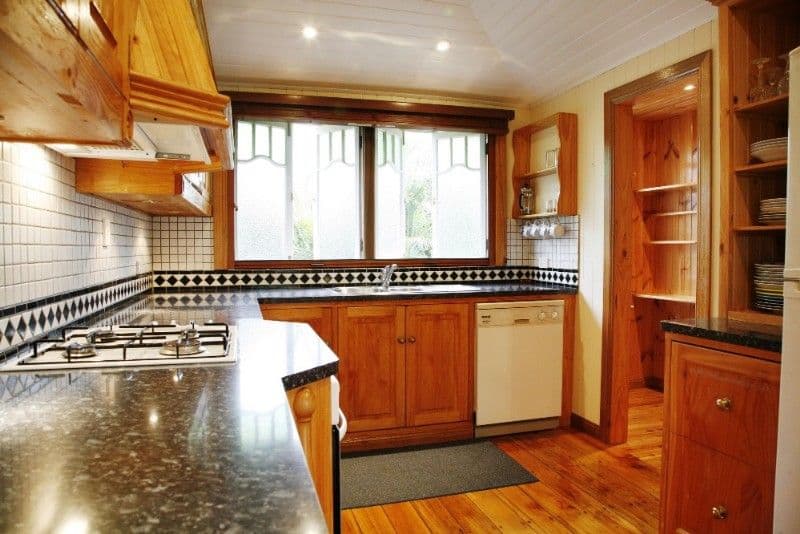 34 Albury Street, PIMLICO QLD 4812, Pimlico - Thumbnail 2