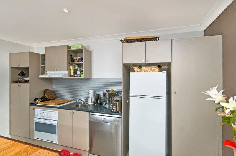 9 Eighth Avenue, PALM BEACH QLD 4221, Palm Beach - Thumbnail 3