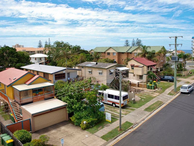 9 Eighth Avenue, PALM BEACH QLD 4221, Palm Beach - Thumbnail 6