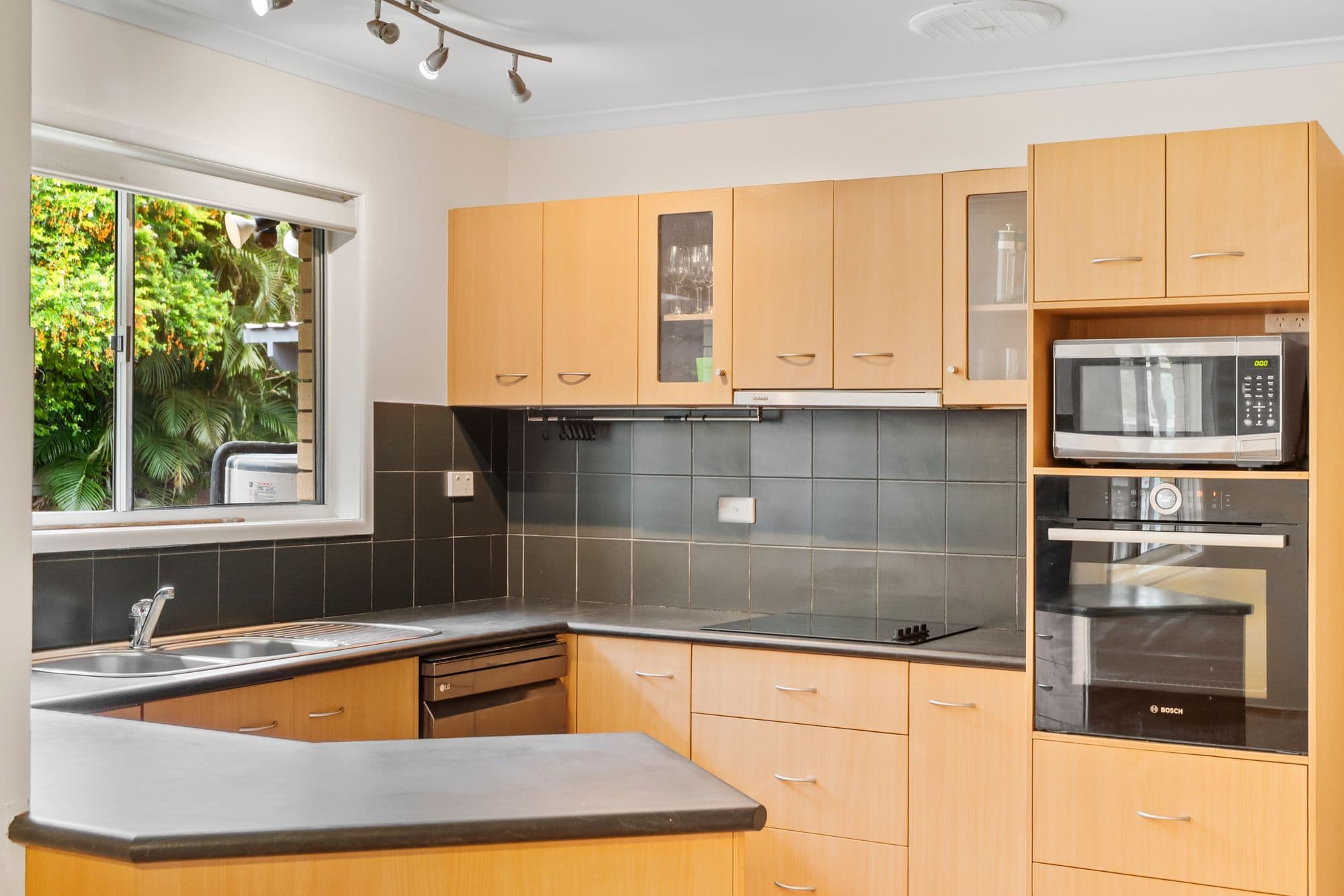 31 Pallinup Street, Riverhills QLD 4074, Riverhills - Thumbnail 8