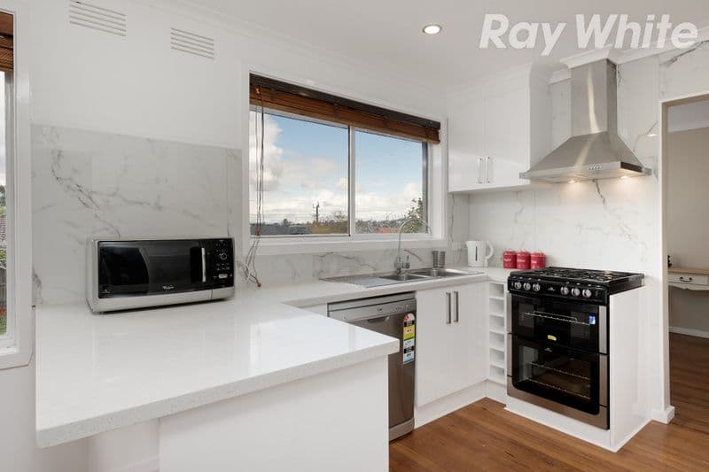 22 Virginia Crescent, Bundoora VIC 3083, Bundoora - Thumbnail 2