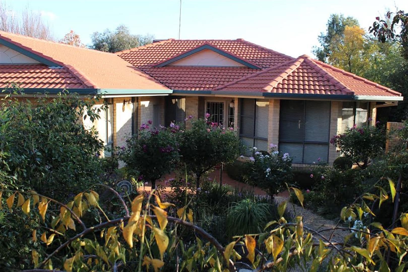 10 Arana Place, Parkes - Image 1