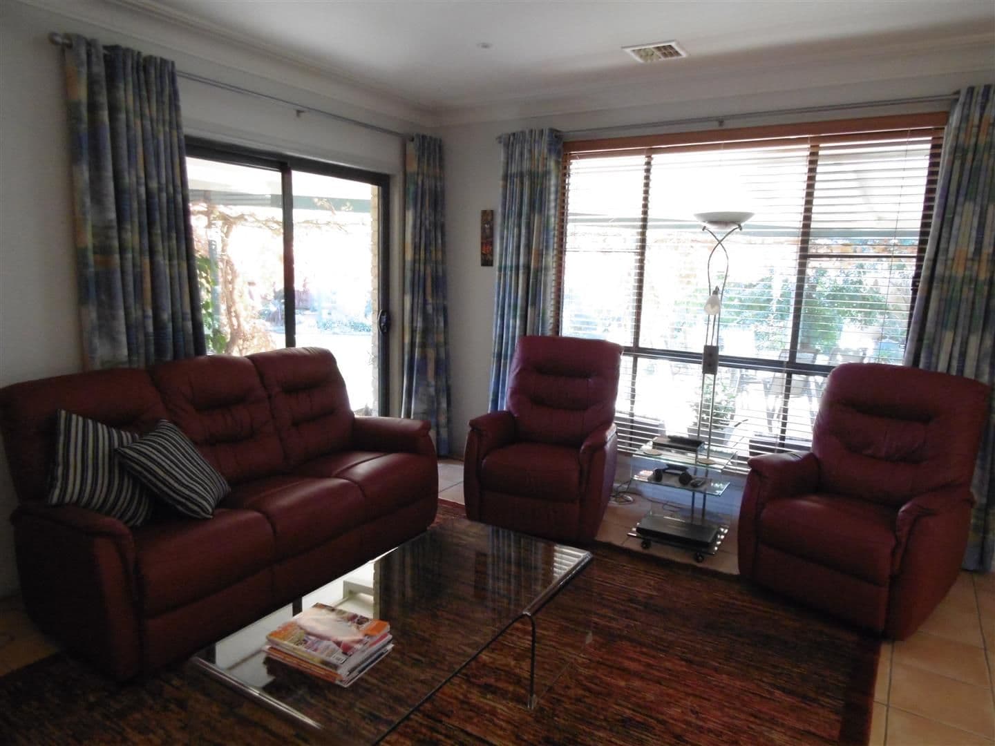 10 Arana Place, Parkes - Thumbnail 3