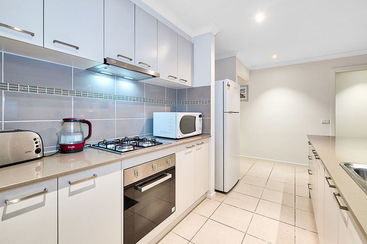 24 Royaloak Crescent, Cranbourne East VIC 3977, Cranbourne East - Thumbnail 7