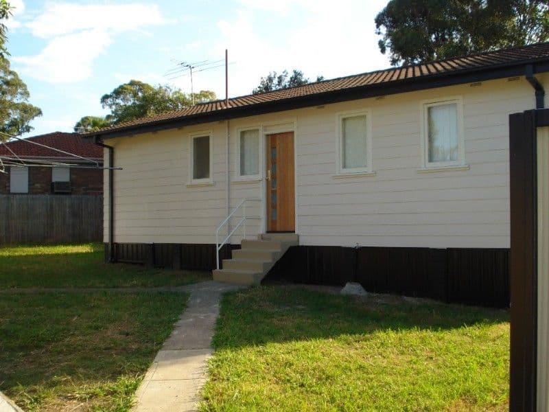 12 Karoola Street, BUSBY NSW 2168, Busby - Thumbnail 7