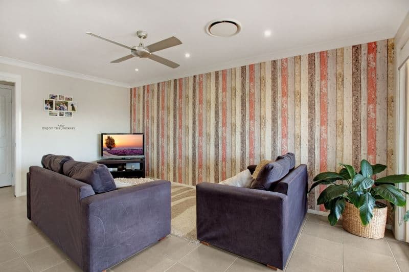 31 Redgum Circuit, ABERGLASSLYN NSW 2320, Aberglasslyn - Thumbnail 3