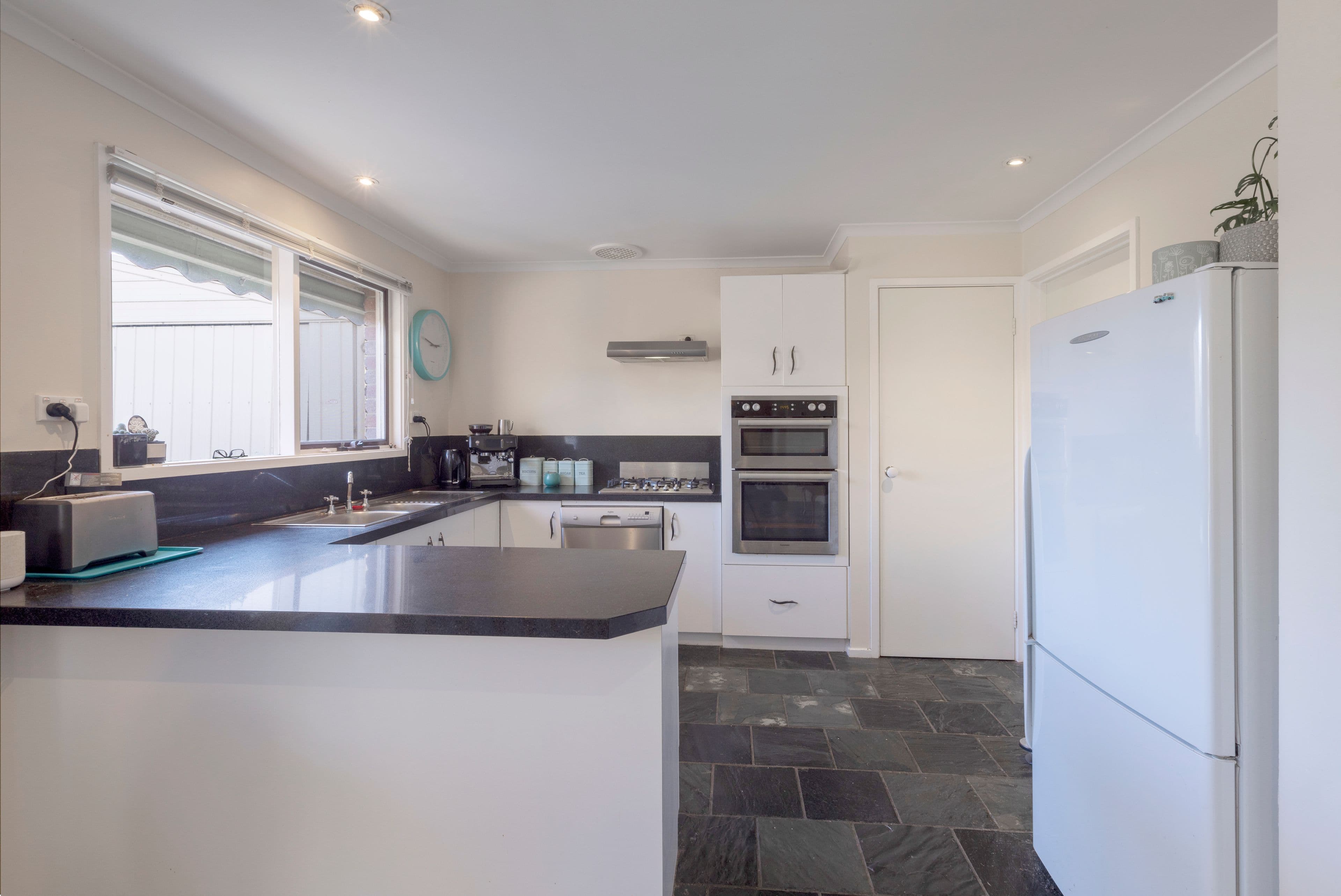25 Bianca Drive, Aspendale Gardens VIC 3195, Aspendale Gardens - Thumbnail 5