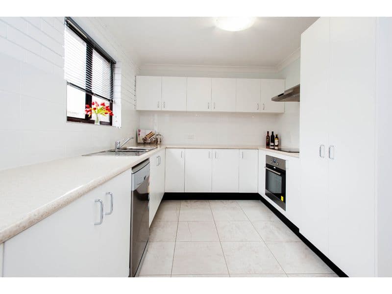 24 Brochet Street, MANSFIELD QLD 4122, Mansfield - Thumbnail 4