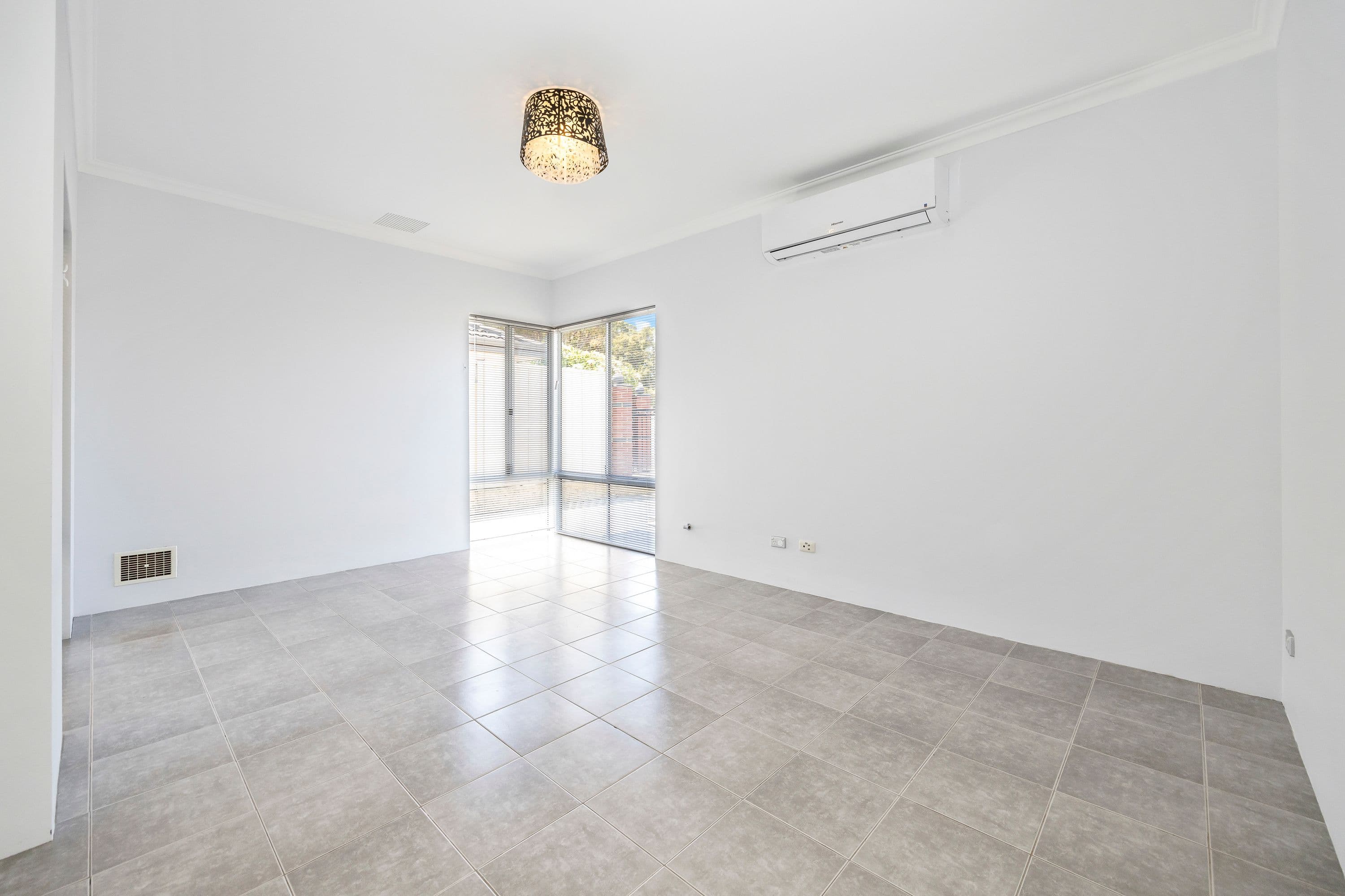 31 Gnangara Road, Madeley WA 6065, Madeley - Thumbnail 7