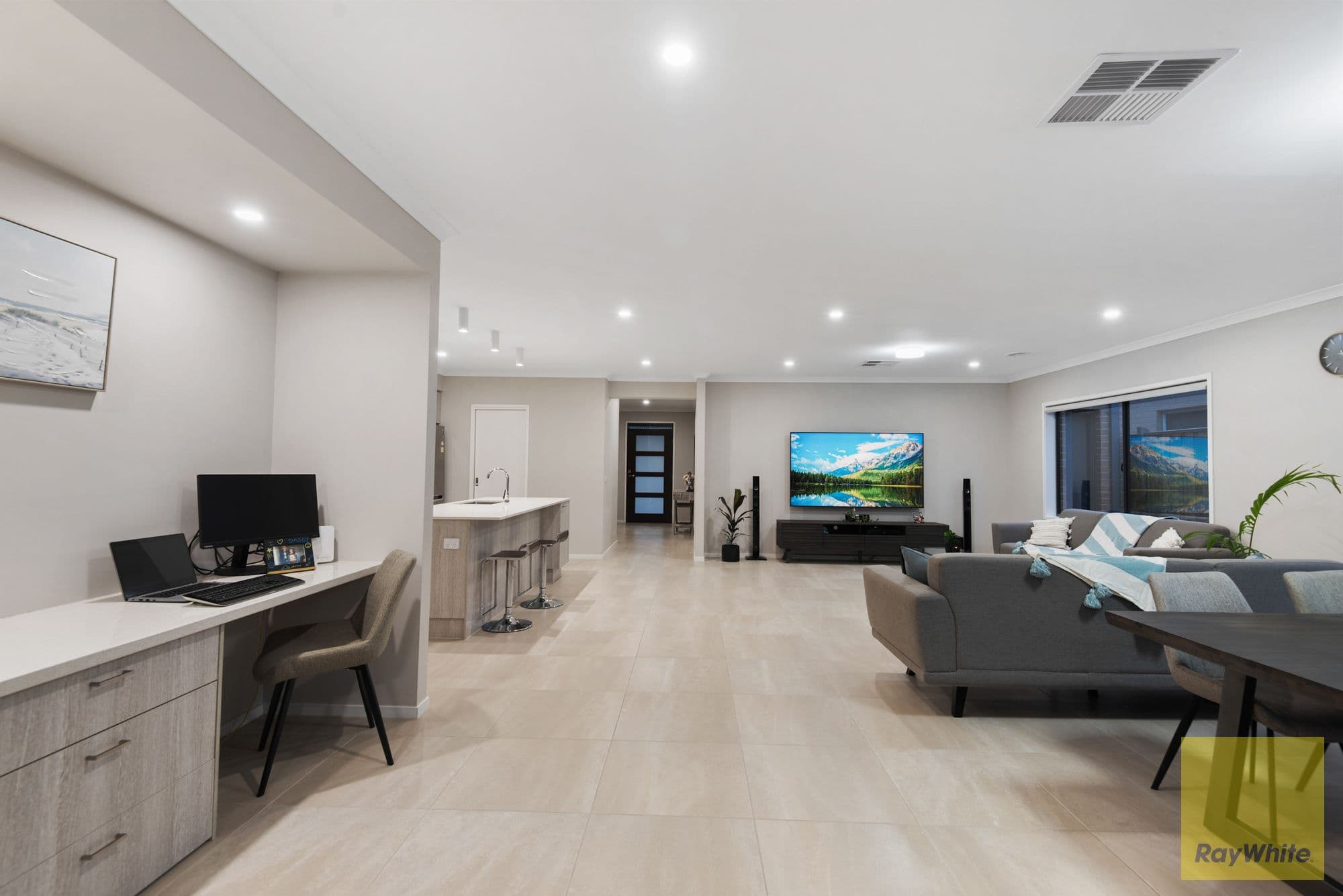 22 Playfield Drive, Truganina VIC 3029, Truganina - Thumbnail 8