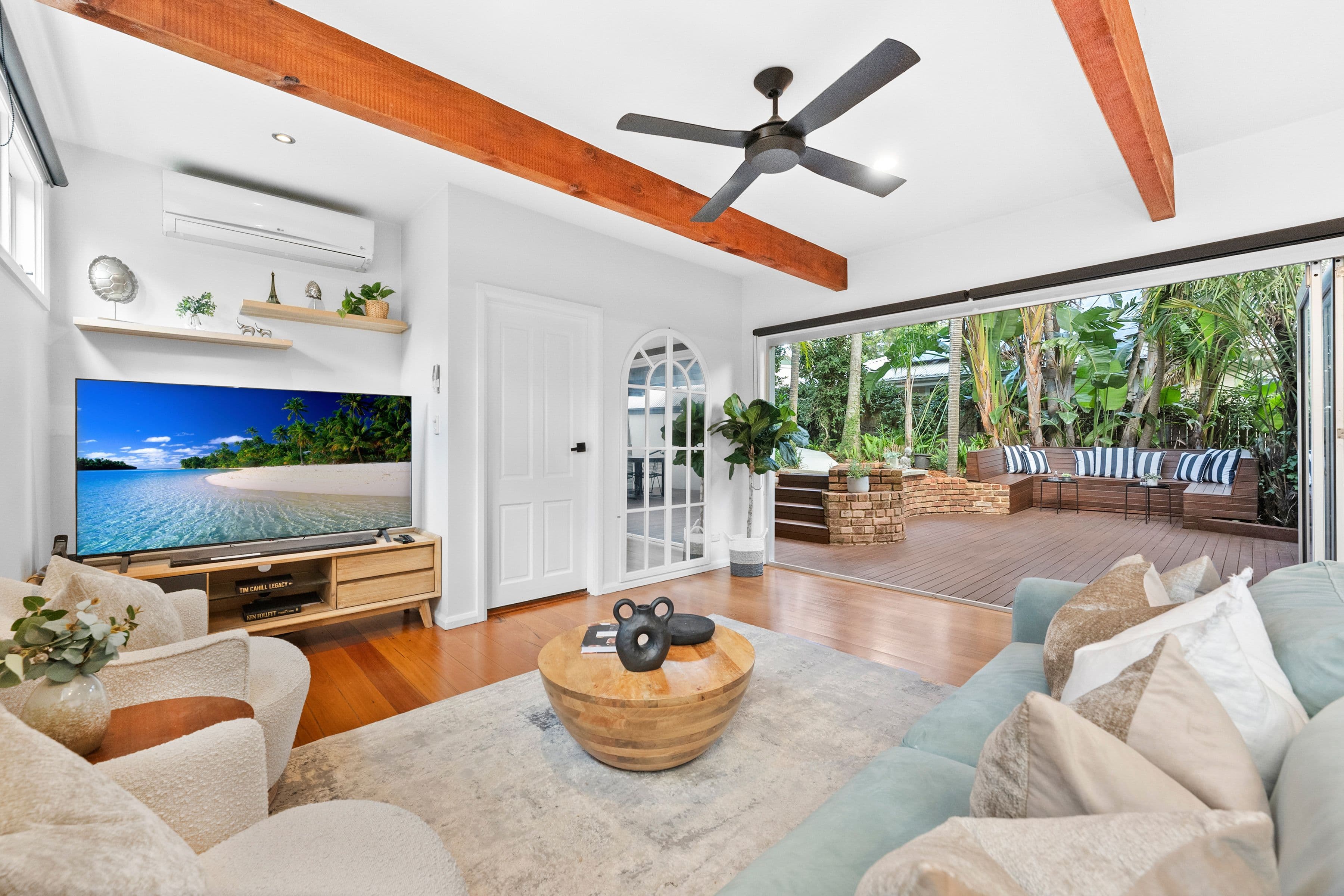 8 Lockerbie Road, Thornleigh NSW 2120, Thornleigh - Thumbnail 2