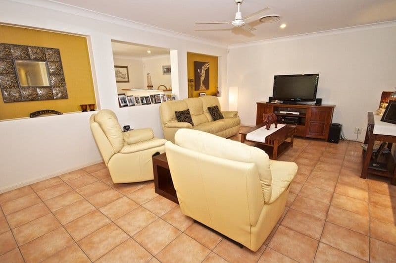 65 Arun Drive, ARUNDEL QLD 4214, Arundel - Thumbnail 7