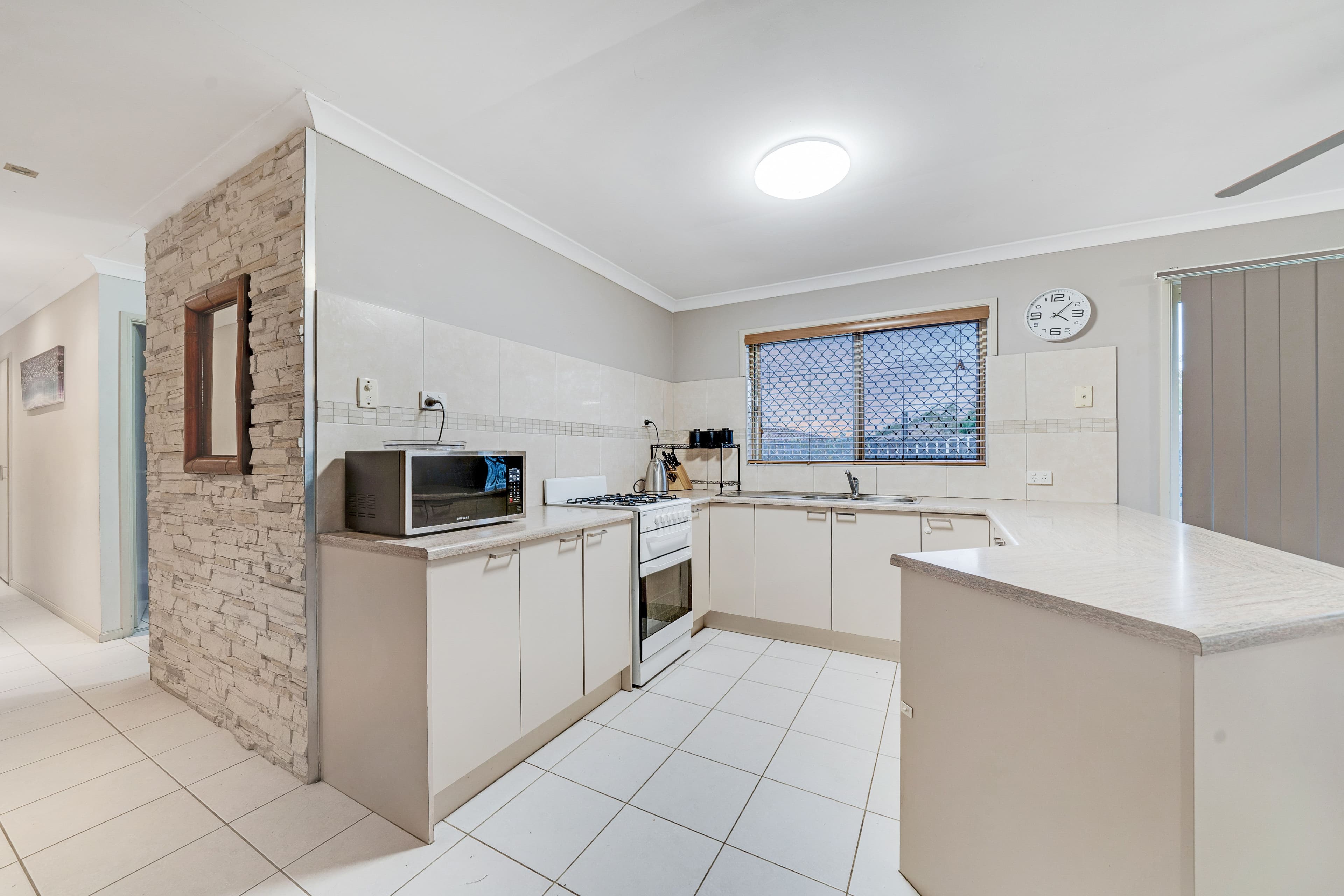 19 Lutton Court, Boronia Heights QLD 4124, Boronia Heights - Thumbnail 6