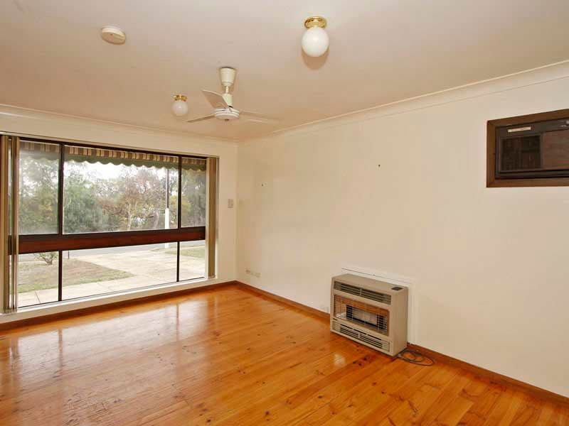 24 Edinburgh Crescent, OLD REYNELLA SA 5161, Old Reynella - Thumbnail 3